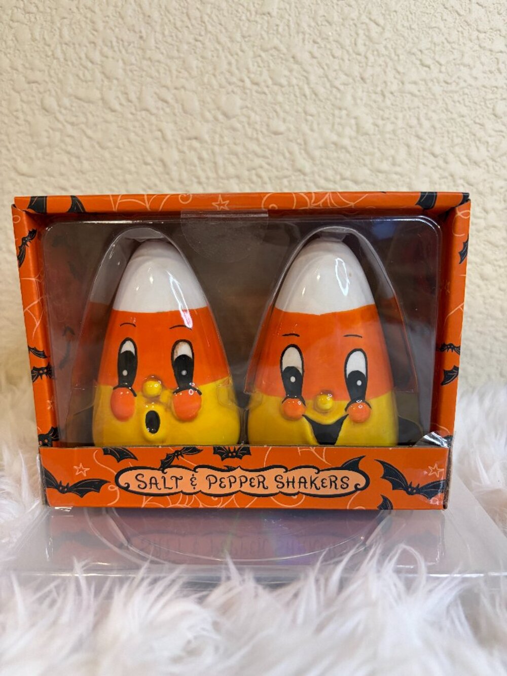 Johanna Parker Halloween Candy Corn Salt Pepper Shakers Ceramic Set of 2 NIB